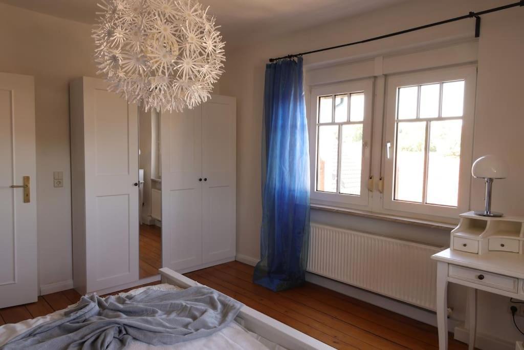 Charmante, Grosszuegige Ferienwohnung Villa Fleurie Бретен Екстериор снимка